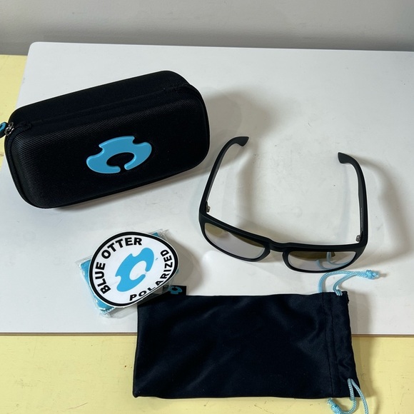 New Blue Otter Cumberland Made in Italy Black Reflective Polarized Sunglasses - Picture 2 of 12